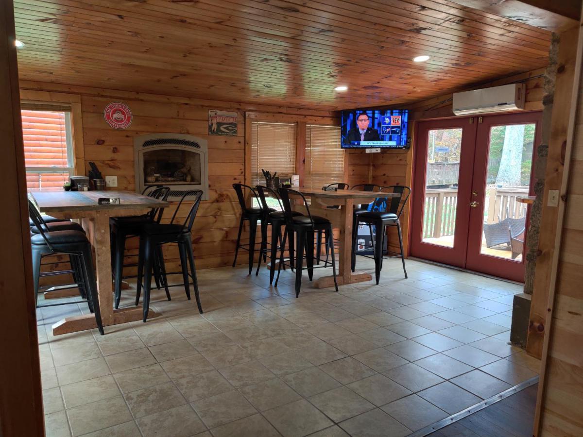 Smoky Falls Lodge Мегги-Вэлли Экстерьер фото