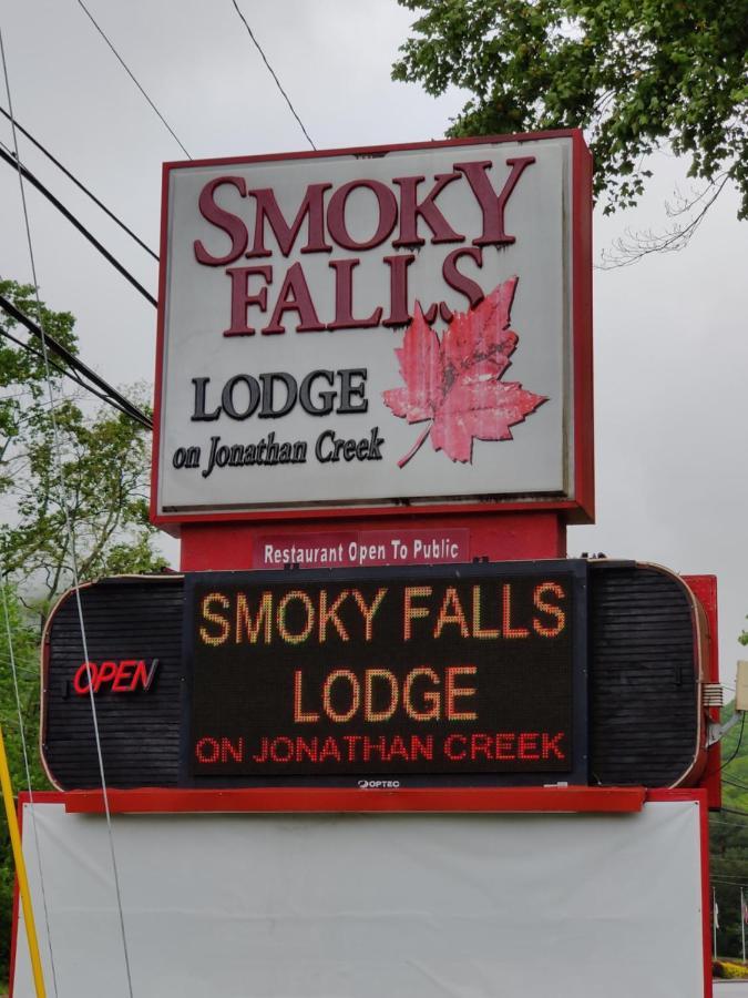Smoky Falls Lodge Мегги-Вэлли Экстерьер фото